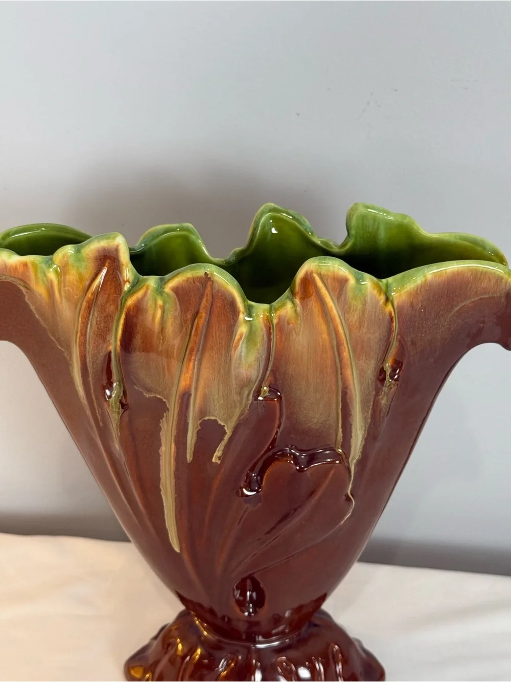 Royal Haeger R879 USA Flatsided Acanthus Vase  Brown Yellow green Vintage MCM